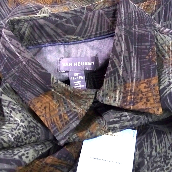 Van Heusen hawaiian short sleeve shirt men size Small 14-14.5 - Picture 4 of 4